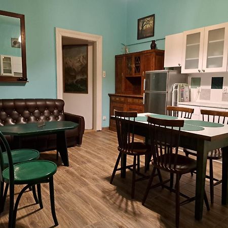 Apartment St. Mark'S Square Krakow Bagian luar foto